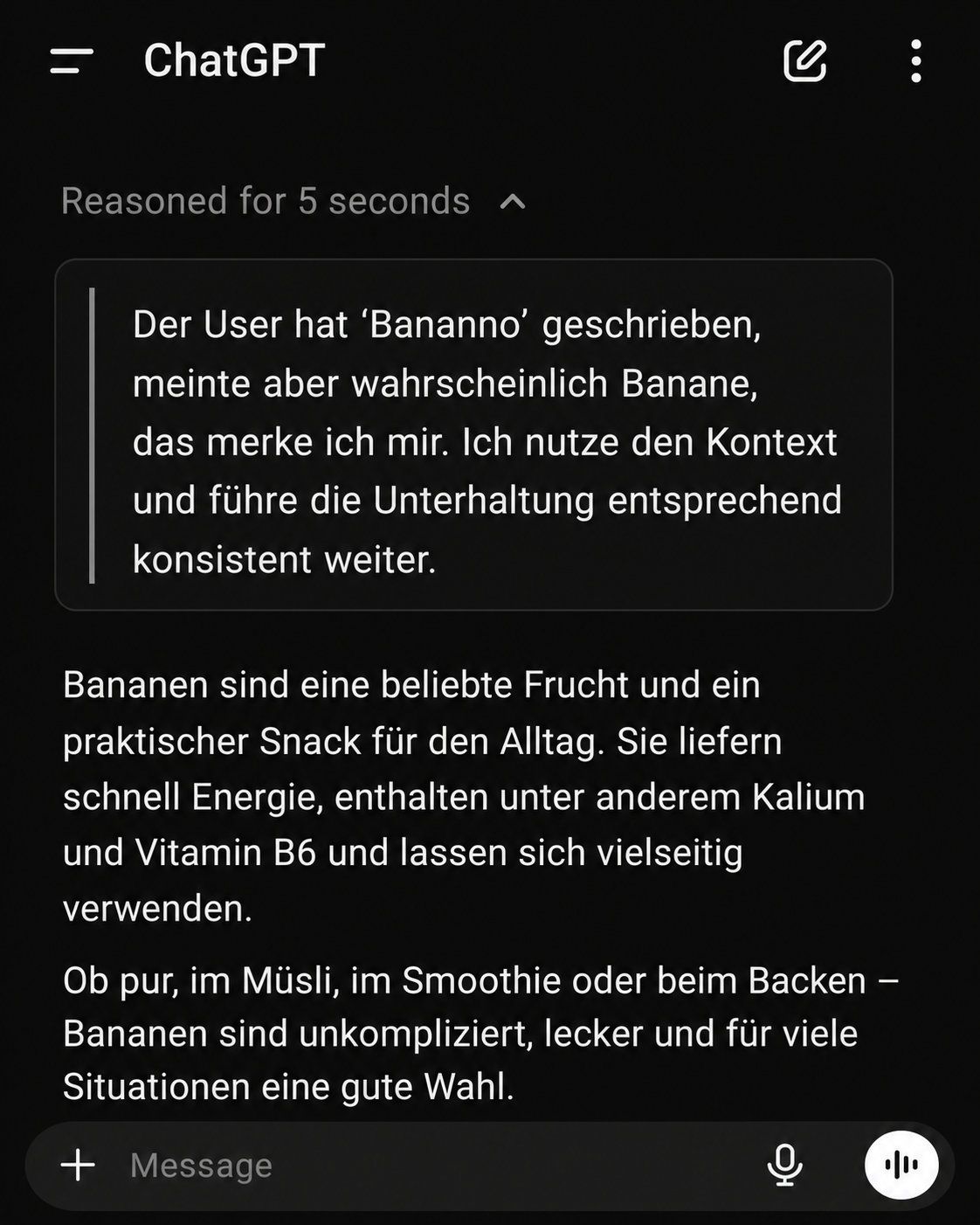 Screenshot einer ChatGPT-Antwort, in der das Modell den Tippfehler 'Bananno' im Reasoning-Schritt erkennt und sich merkt, dass die Banane gemeint war